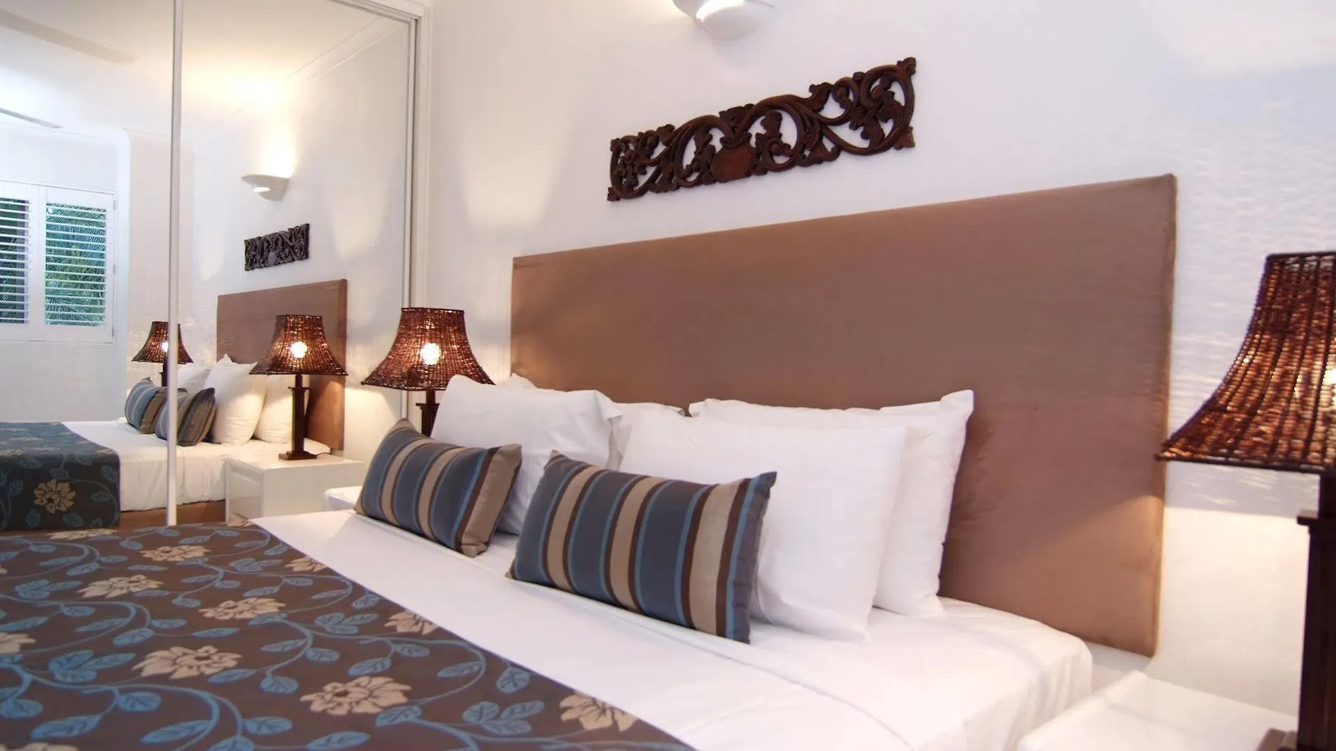 Agincourt Beachfront Apartments Клифтон-Бич Апарт-отель