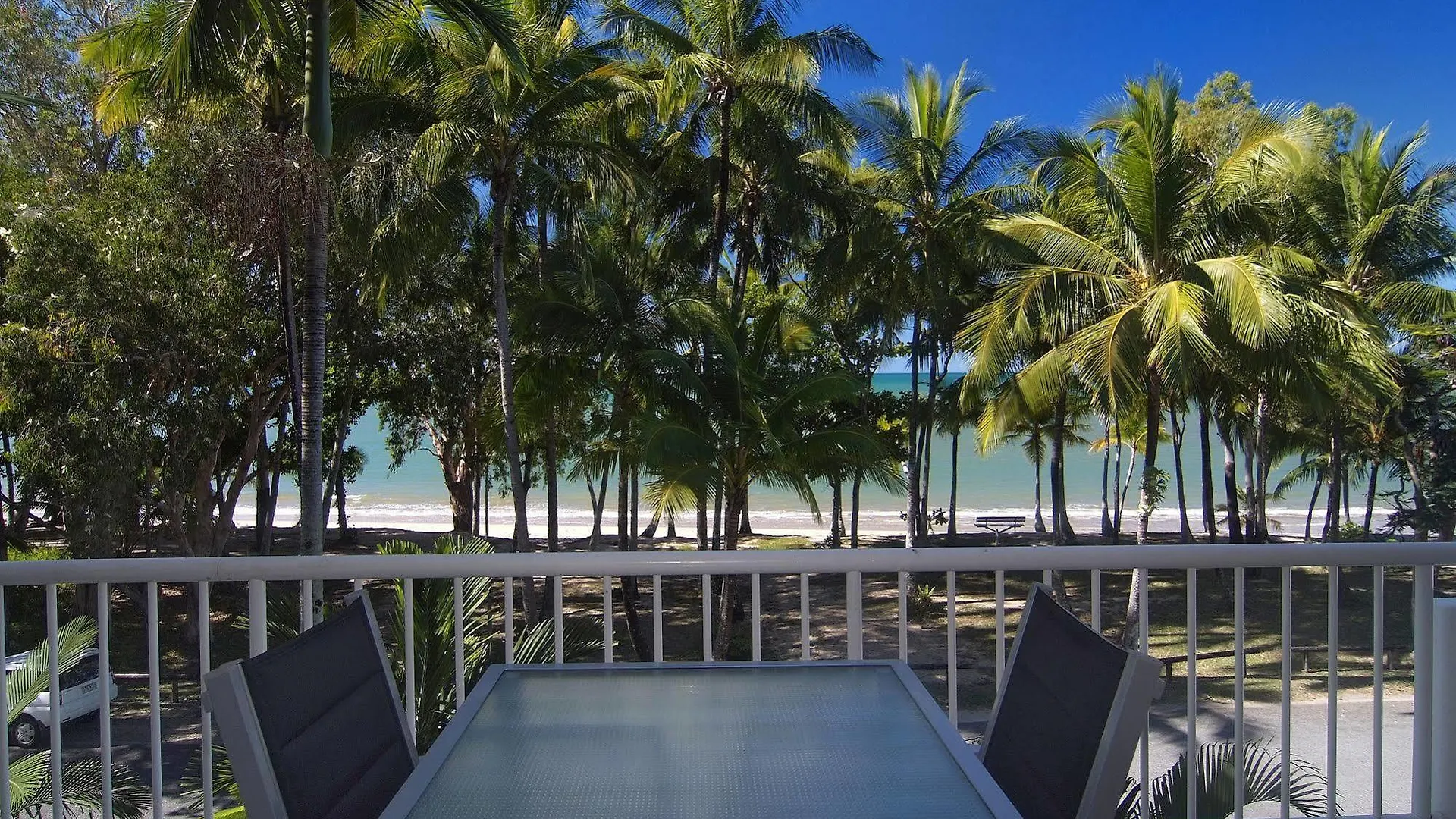 Agincourt Beachfront Apartments Клифтон-Бич 4*,  Австралия
