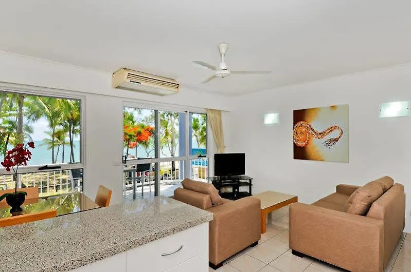 Agincourt Beachfront Apartments Клифтон-Бич Апарт-отель