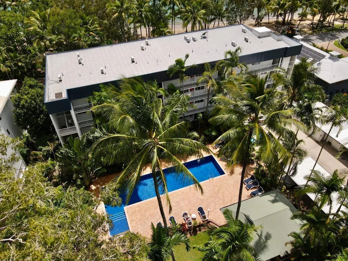 Agincourt Beachfront Apartments Clifton Beach 4*,  Austrália