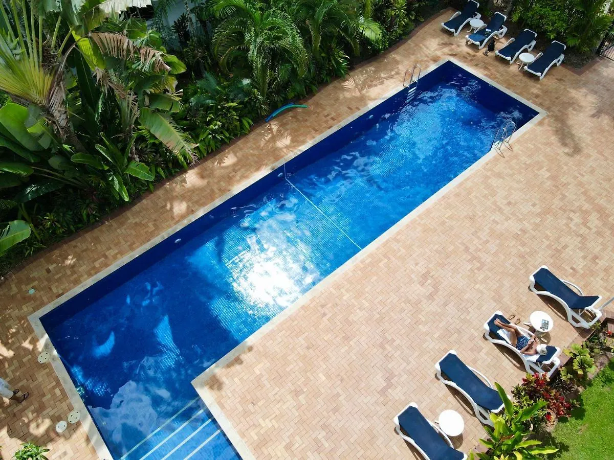 Agincourt Beachfront Apartments Clifton Beach Apart-hotel