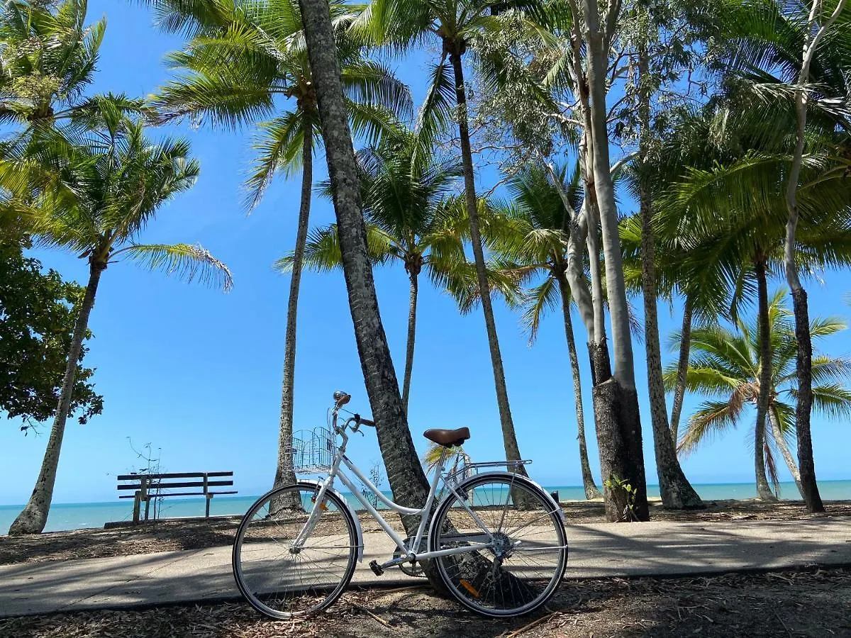 Agincourt Beachfront Apartments Clifton Beach